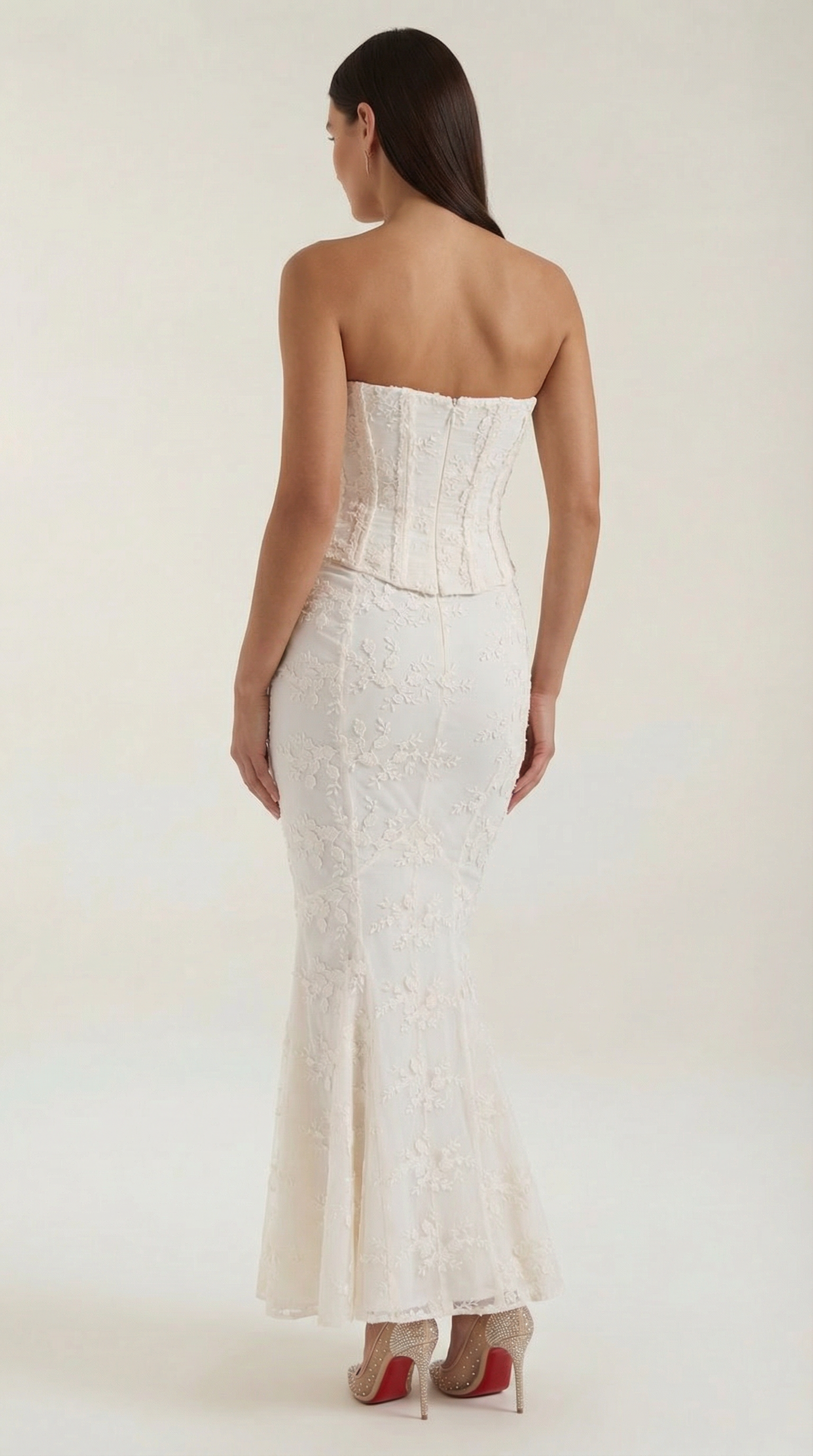 Corset Lace Maxi Dress in Elegant Design for Formal Events and Special Occasions
