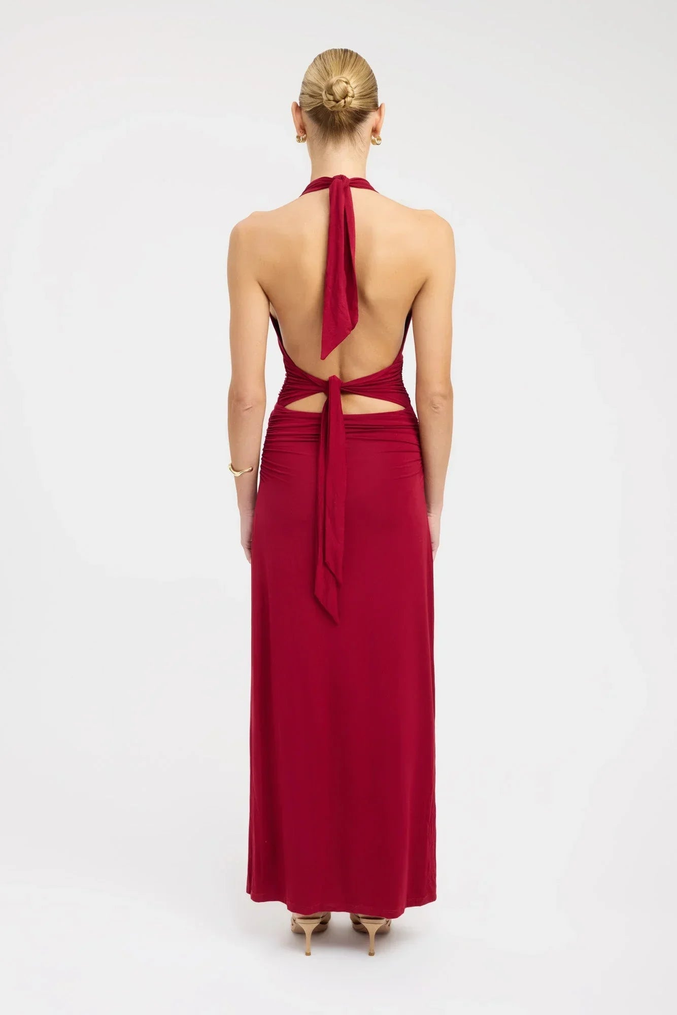Halterneck Dress in Soft Fabric - Elegant Evening Wear for Women