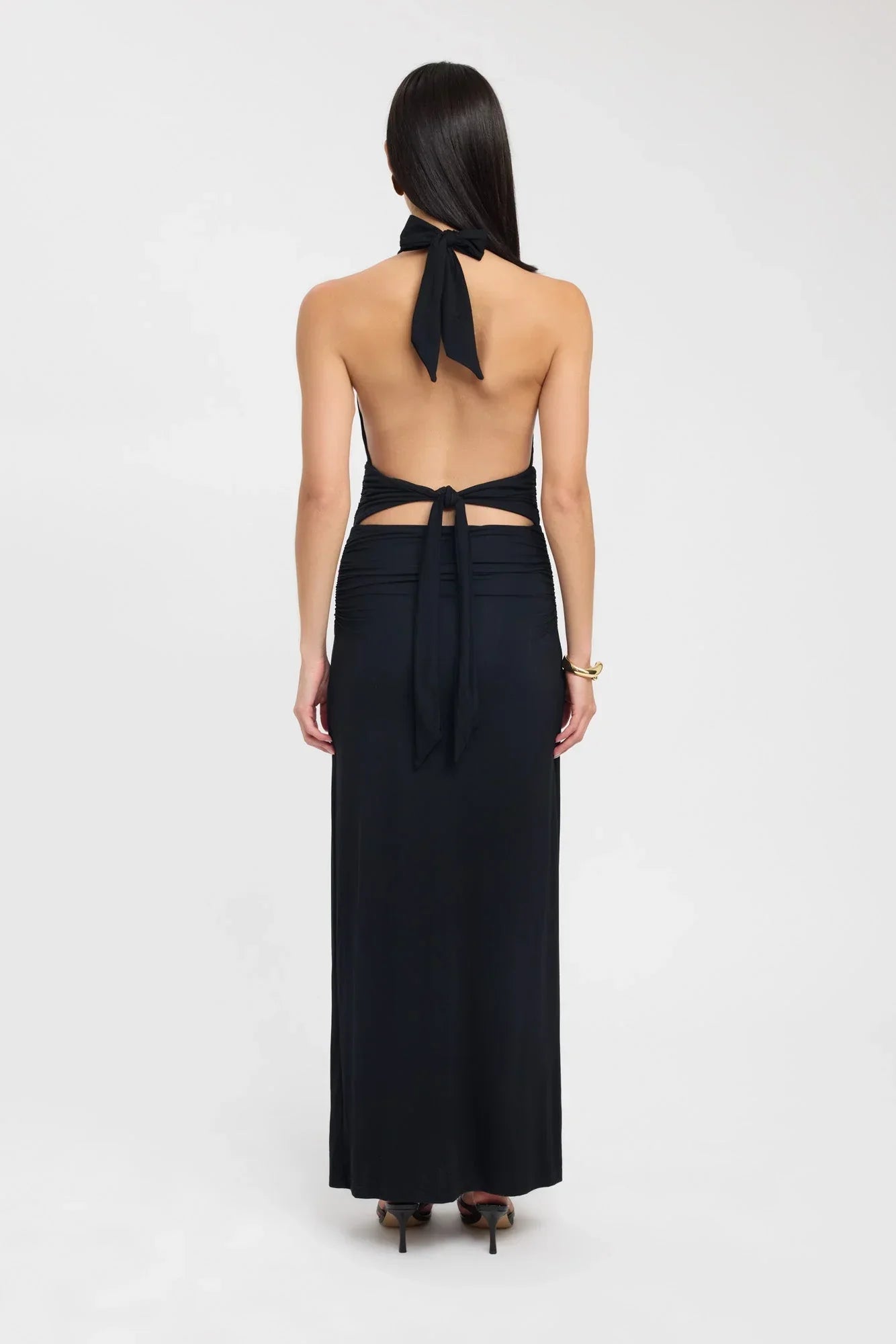 Halterneck Dress in Soft Fabric - Elegant Evening Wear for Women