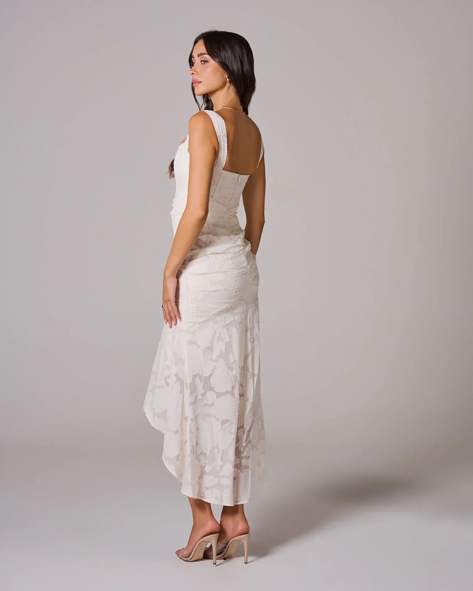 Lace Dress with Elegant Design for Special Occasions - Available in Multiple Sizes