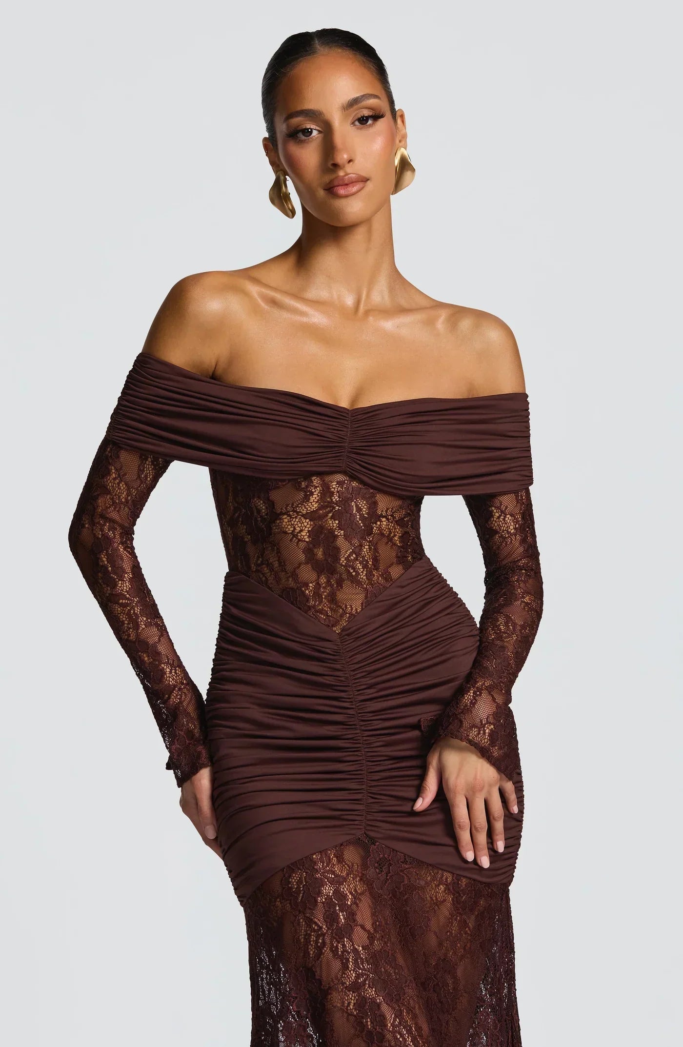 Lace Evening Gown for Women - Elegant Formal Dress for Special Occasions