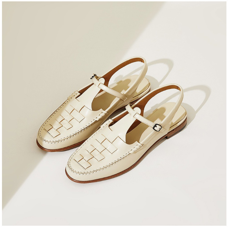 Leather Summer Sandals for Women - Comfortable Straps, Stylish Design for Casual Wear