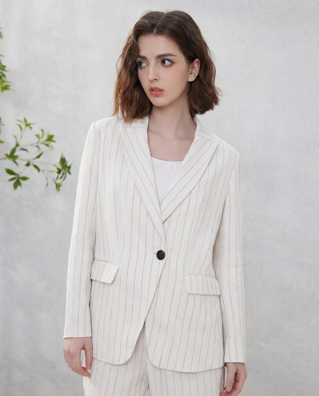 Linen Blazer Suit with Stripe Design for Office Wear and Professional Attire