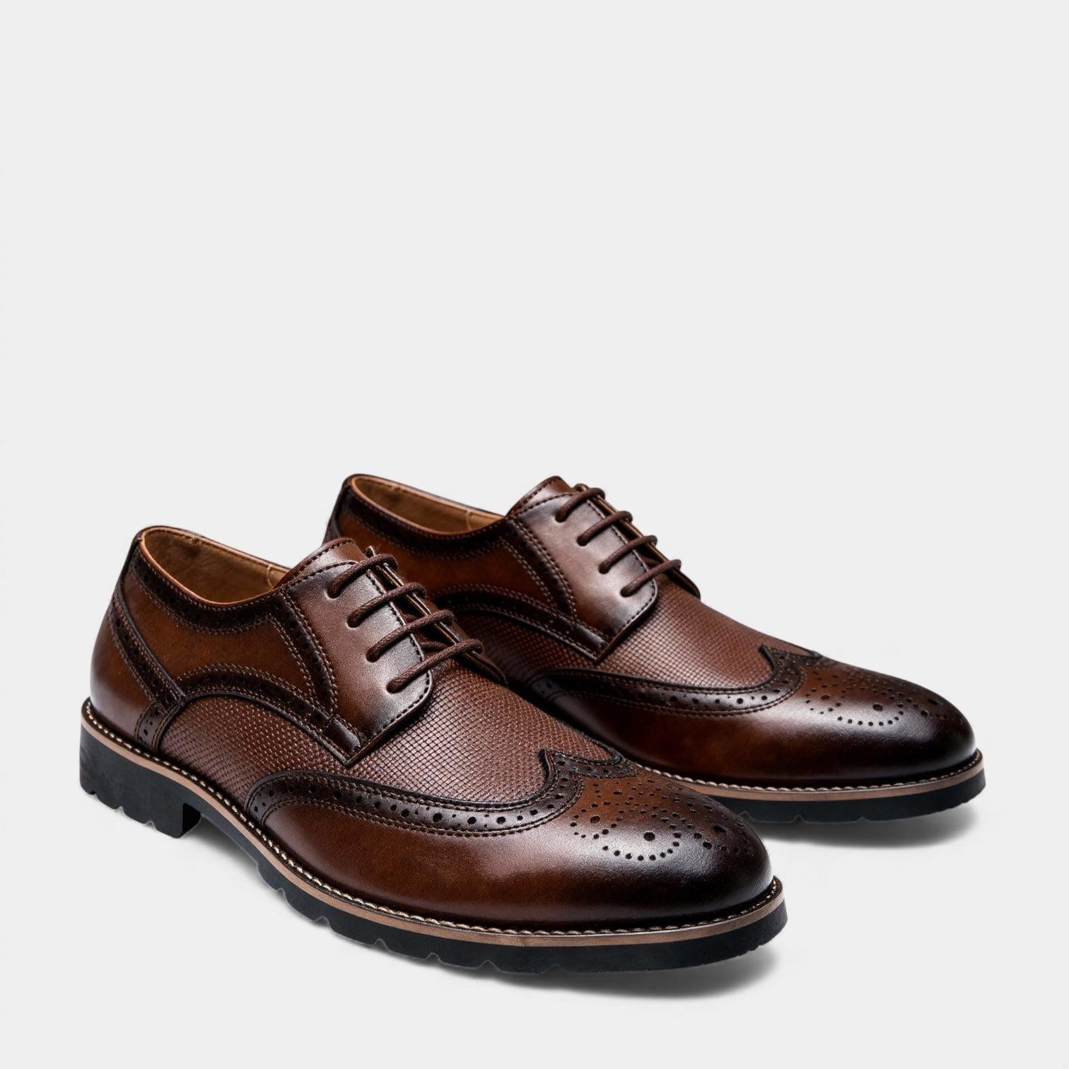 Men's Wingtip Brogue Shoes in Faux Leather for Formal and Casual Wear