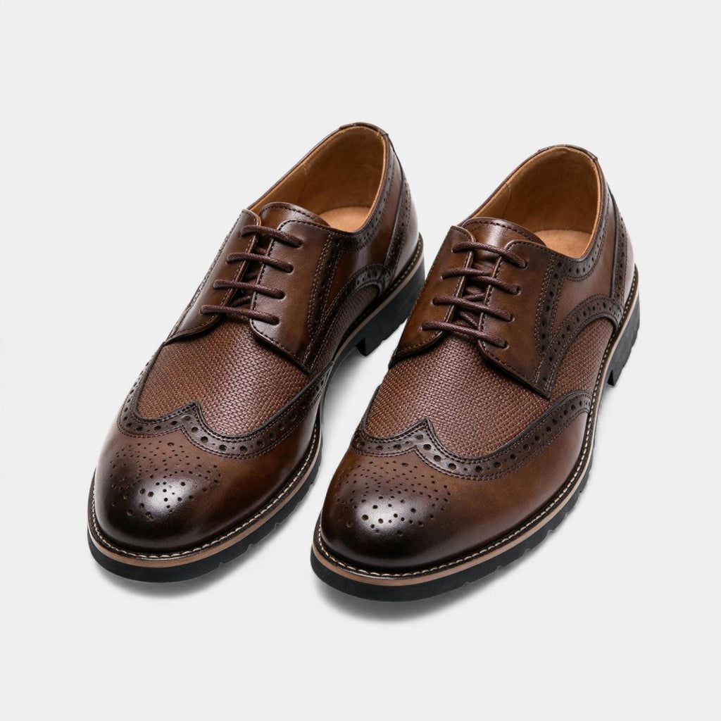 Men's Wingtip Brogue Shoes in Faux Leather for Formal and Casual Wear