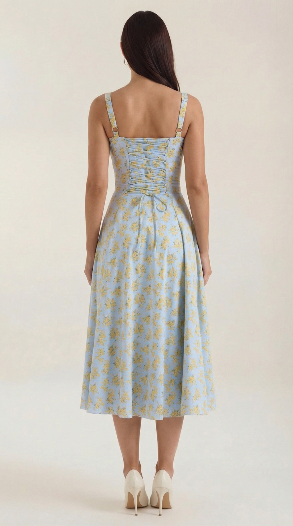 Midi Summer Dress in Lightweight Fabric with Floral Print for Casual Wear