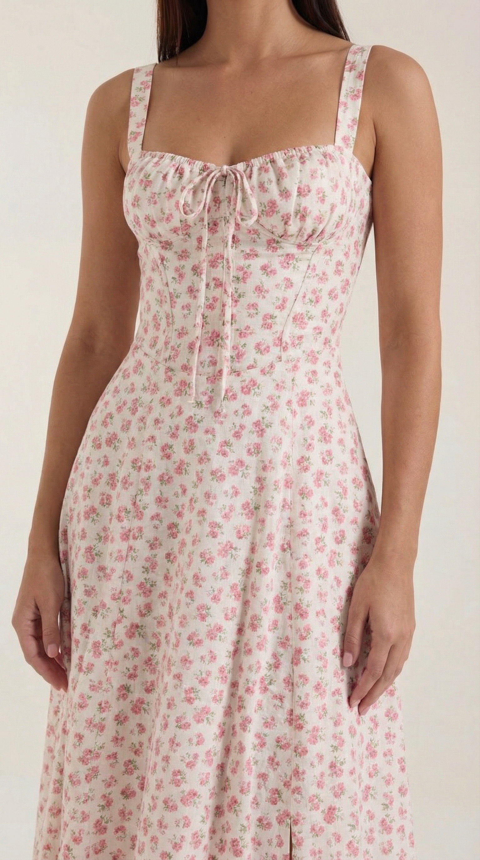 Midi Summer Dress in Lightweight Fabric with Floral Print for Casual Wear