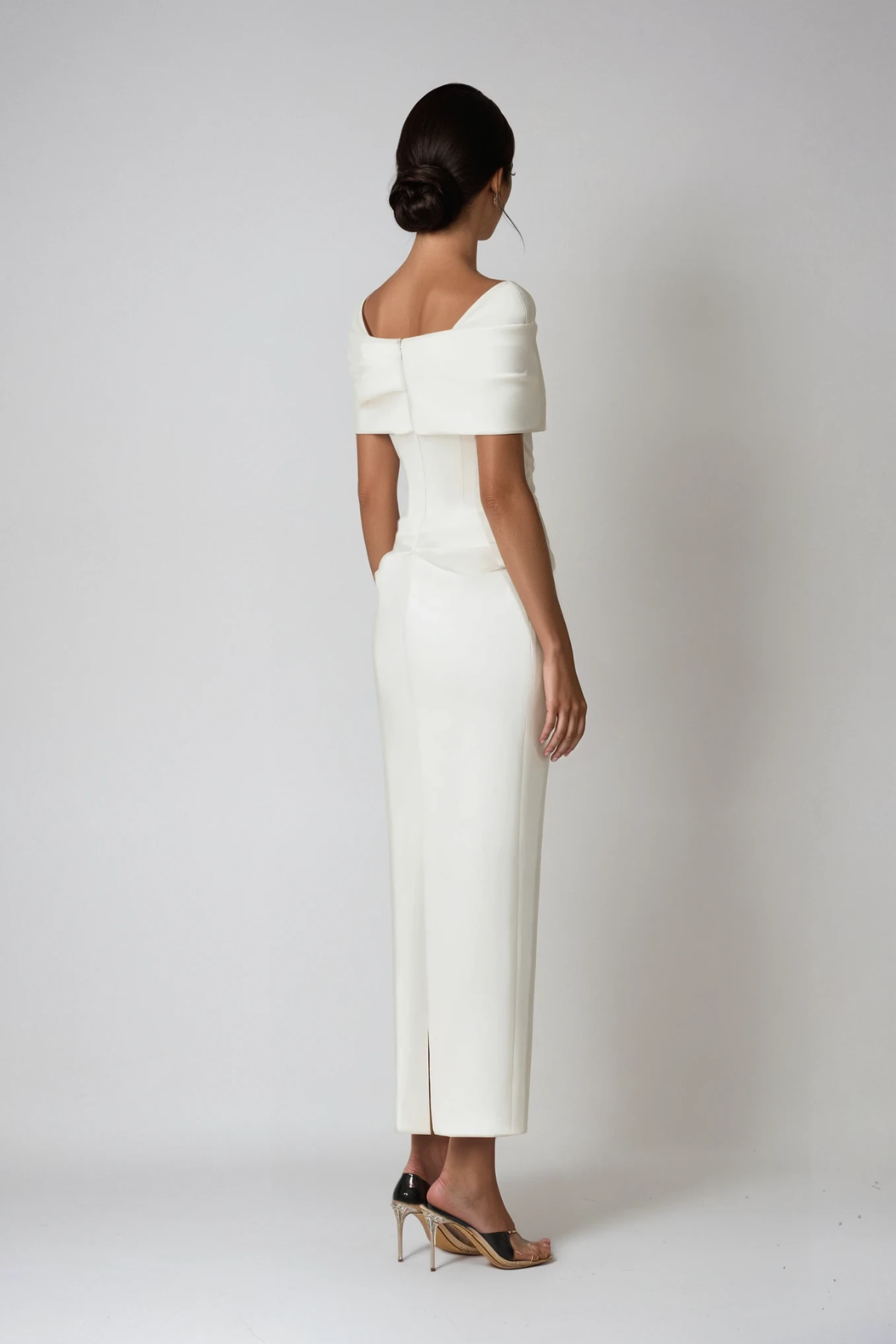 Off Shoulder Maxi Dress in Lightweight Fabric for Casual Summer Events