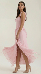 Ruffled Maxi Dress for Women - Lightweight Fabric, Elegant Design, Perfect for Summer Events and Casual Outings