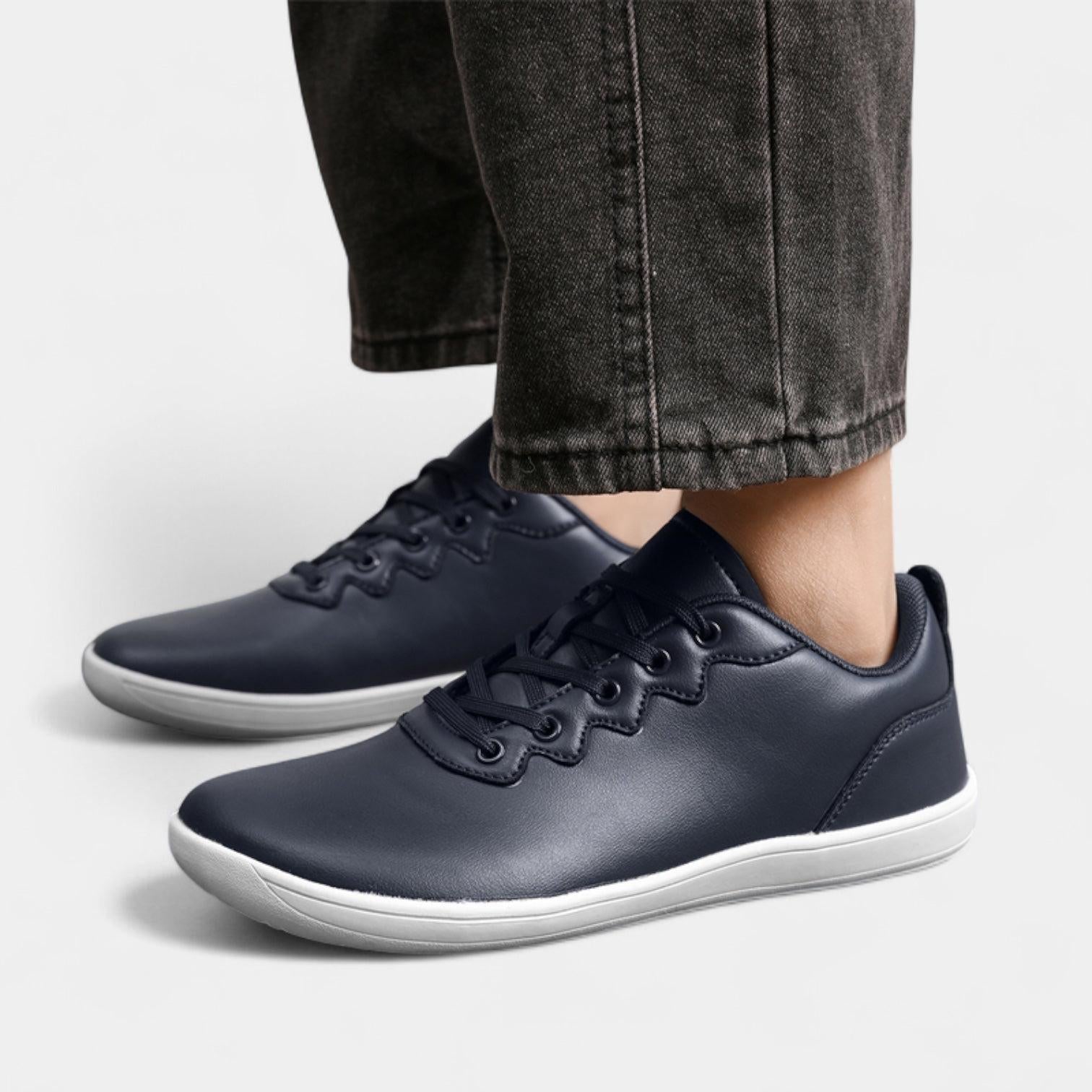 Wide Toe Box Barefoot Shoes for Men – Minimalist Flats for Casual Wear – Lightweight and Flexible Design