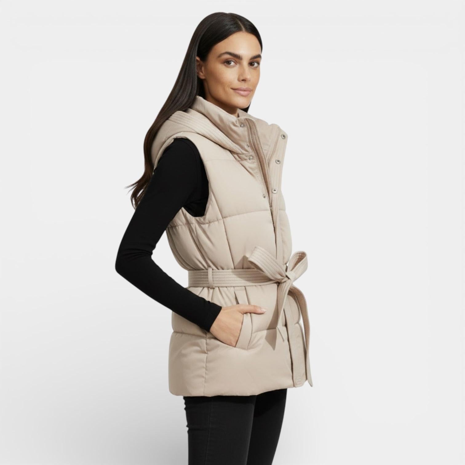 Women's Lightweight Quilted Puffer Vest with Hood - Stylish Insulated Gilet for Outdoor and Casual Wear