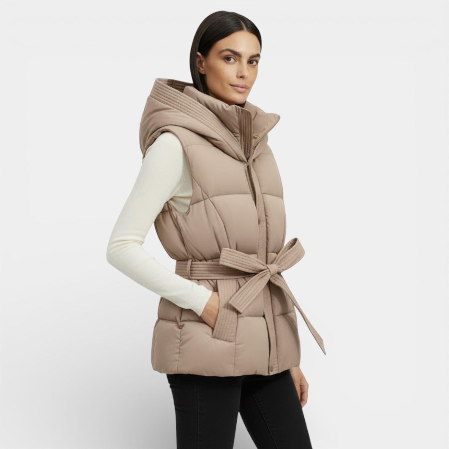 Women's Lightweight Quilted Puffer Vest with Hood - Stylish Insulated Gilet for Outdoor and Casual Wear